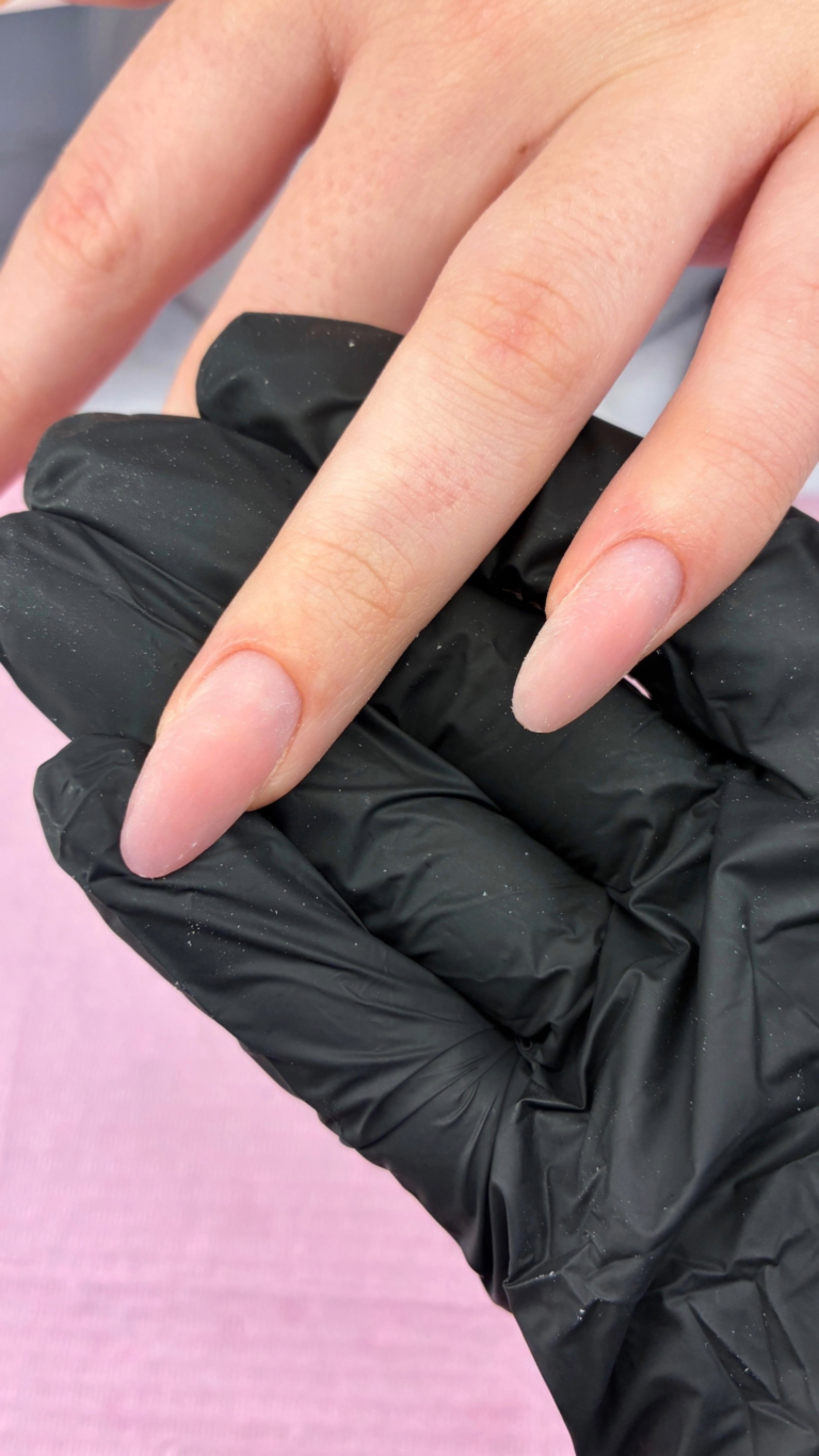 7423FC12-7257-452F-A5F4-45237633E9F5